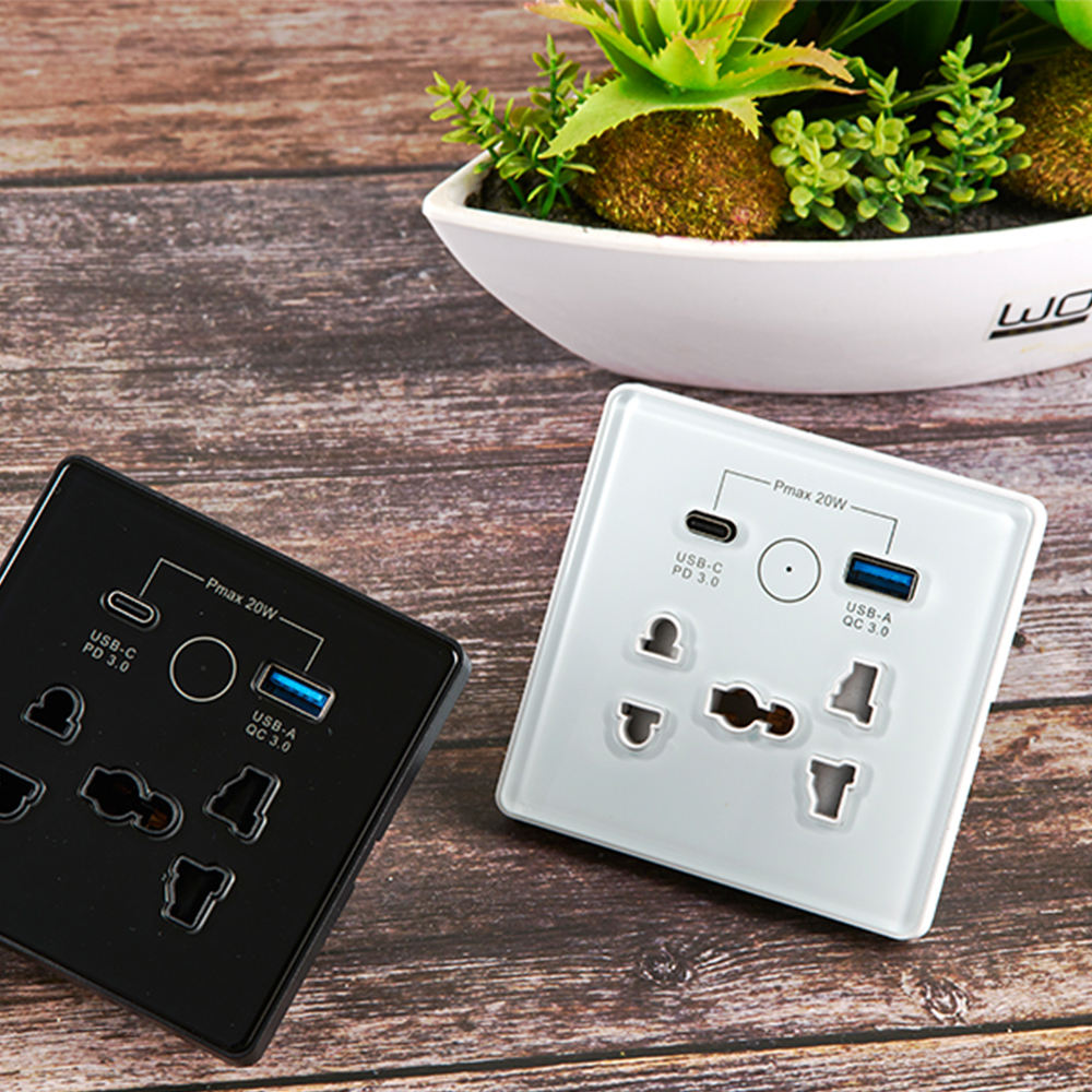 Smart Wifi Wall Socket With USB Port + 1 USB + 1 Type-C – Crystal Series | Black